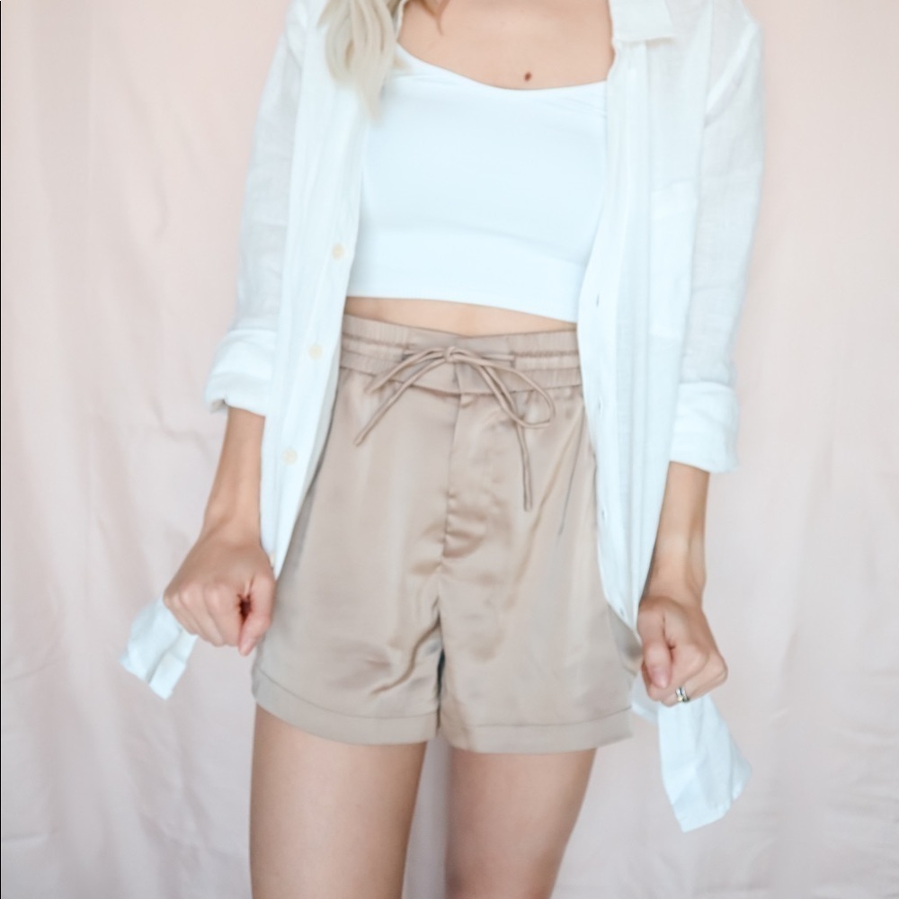 Satin drawstring shorts - Picture 4 of 4